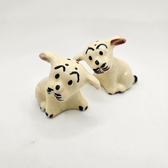Vintage 1940s Kitschy Ceramic Black Offwhite Puppy Salt And Pepper Set - Picture 1 of 9